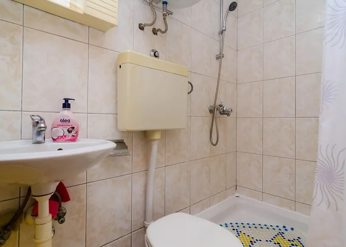 Ra Ica - Two Bedroom 아파트 *